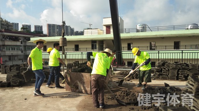 深圳市金侨幼儿园楼顶草坪施工,围网一站式工程施工